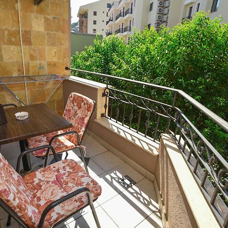 Apartment Golden Lavender Budva Eksteriør billede